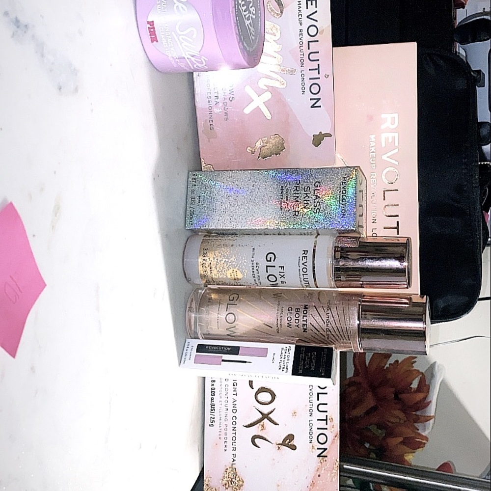 Makeup revolution bundle